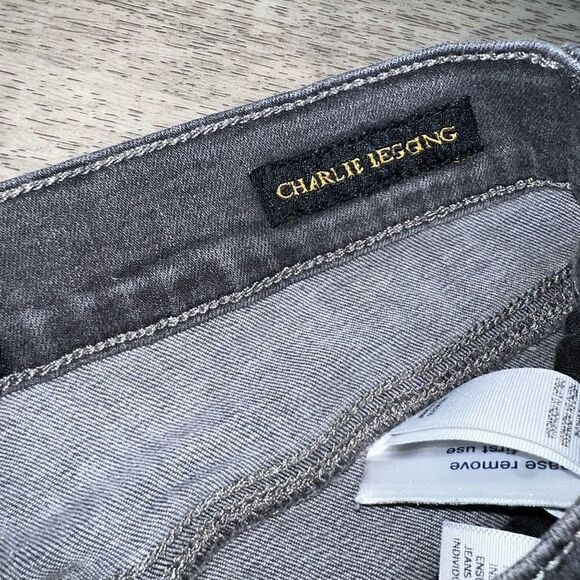 Lucky Brand Charlie Legging Jean in Gray, Intentional Fading, Women’s 2 - Picture 8 of 10